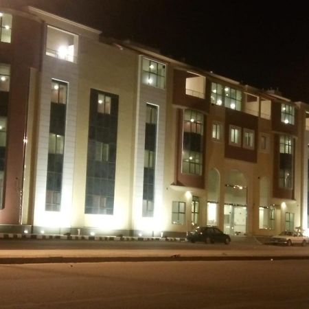 Pinetree Suites Hail Exterior photo