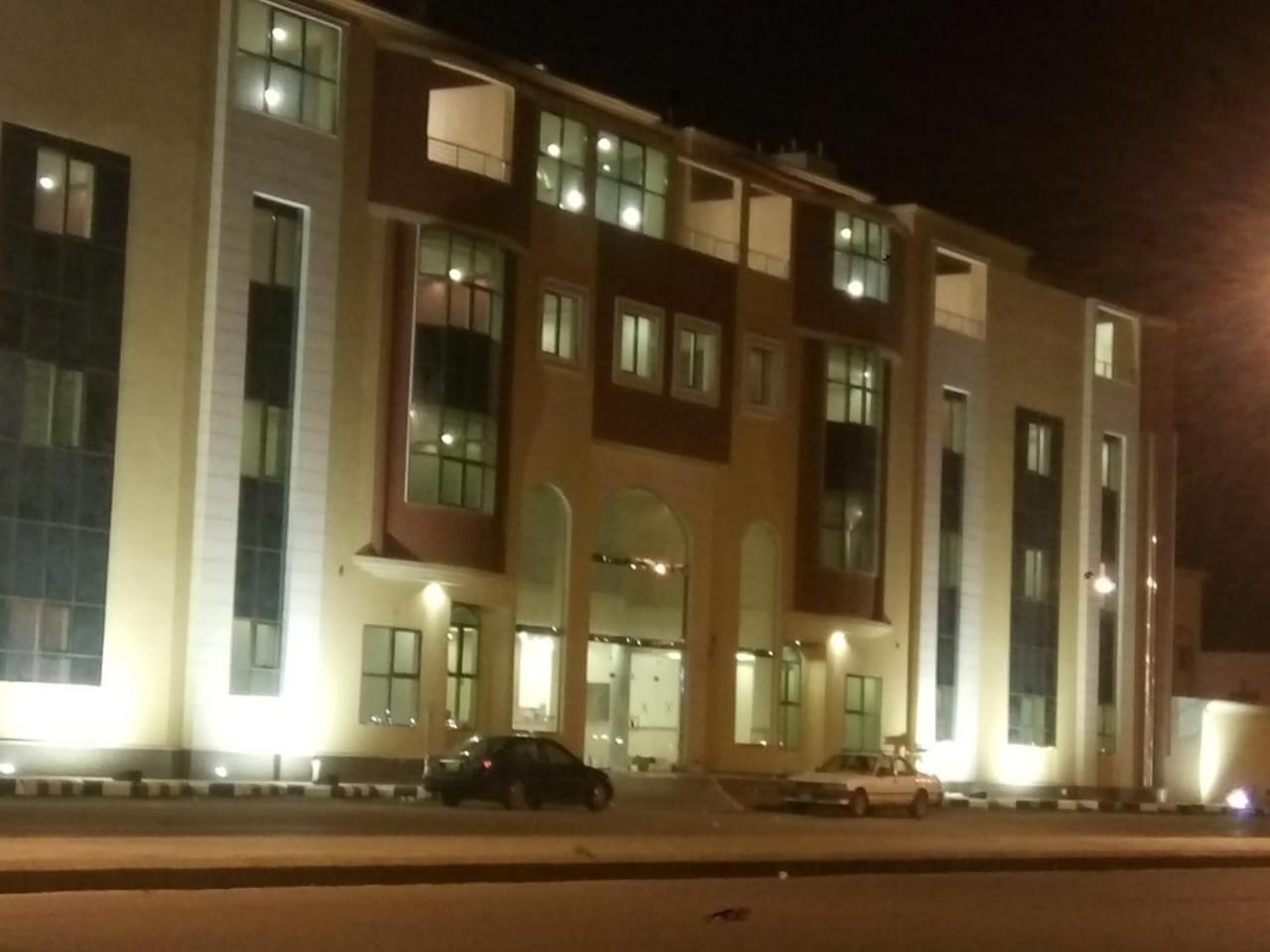 Pinetree Suites Hail Exterior photo
